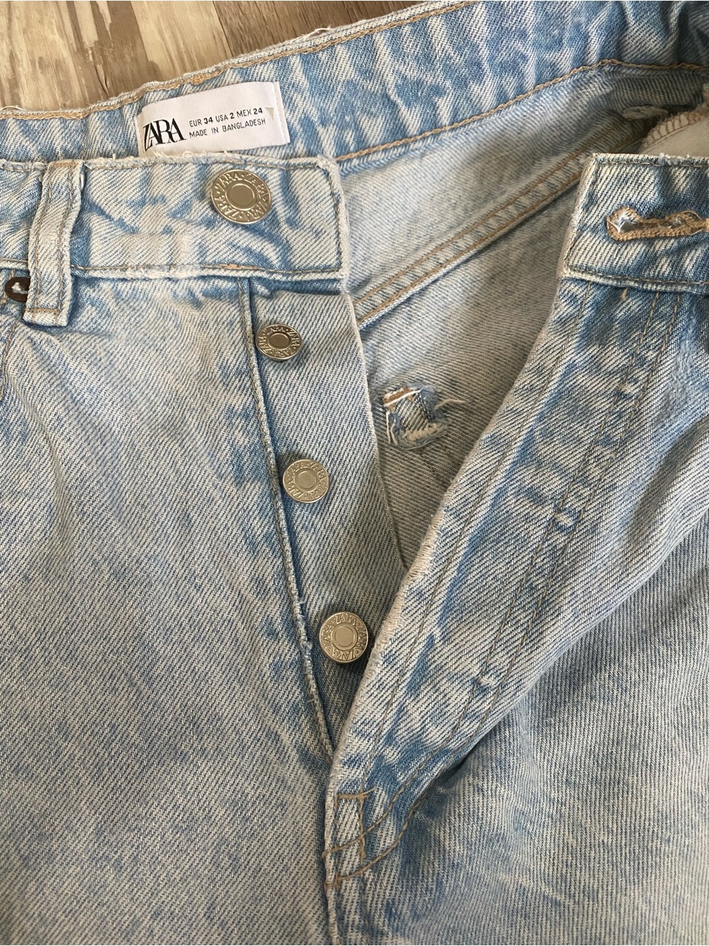 Zara Light Wash High-Rise Women’s Jeans - Picture 5 of 8